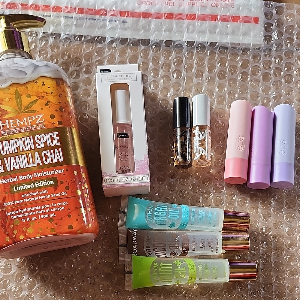 mystery box~not so mystery box womens beauty